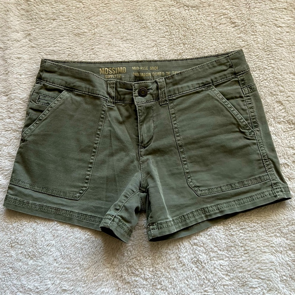 Olive Khaki Green Shorts!